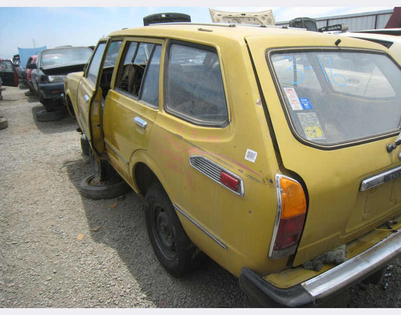 Illustration for article titled This 1974 Corolla Wagon Will Never Get The Chance To Be A Drift King